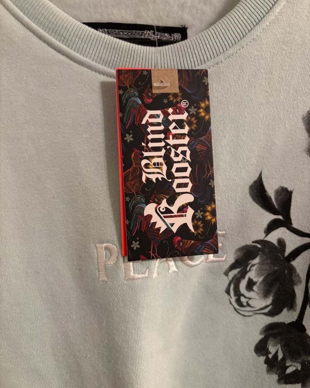 Blind Rooster Men's Sweatshirt “Peace” Black Japanese Roses Pastel Green Size L - Picture 2 of 5